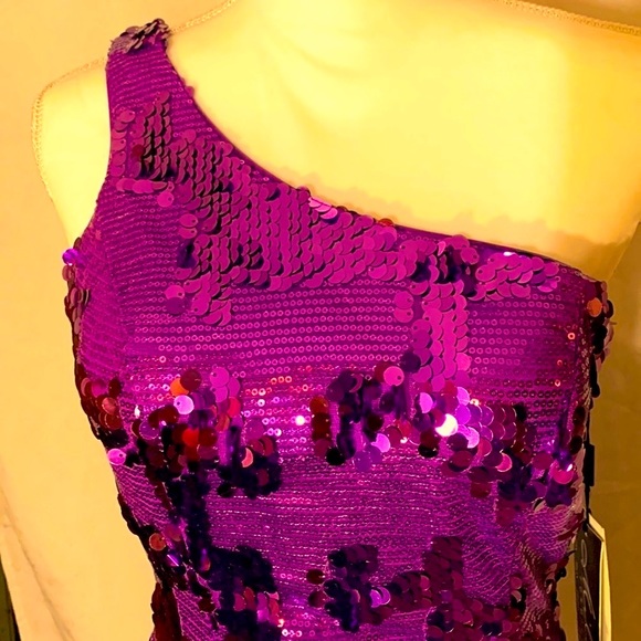 🎉MILANO🎉 - Purple Sequined One Shoulder Prom Dress 😍 - Picture 2 of 6